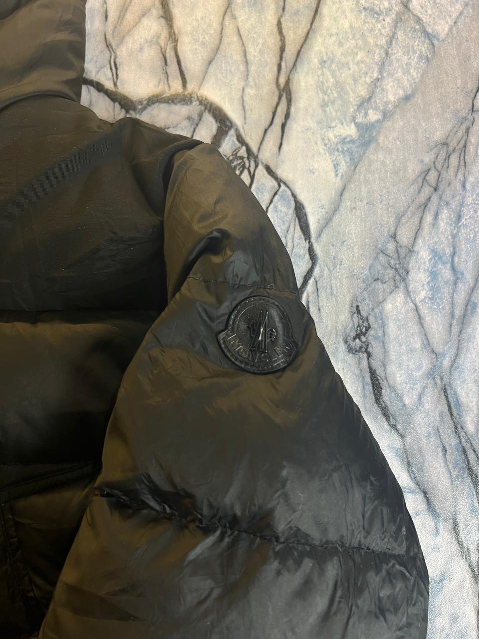 LUXURIOUS BRANDED MONCLER PUFFER JACKET