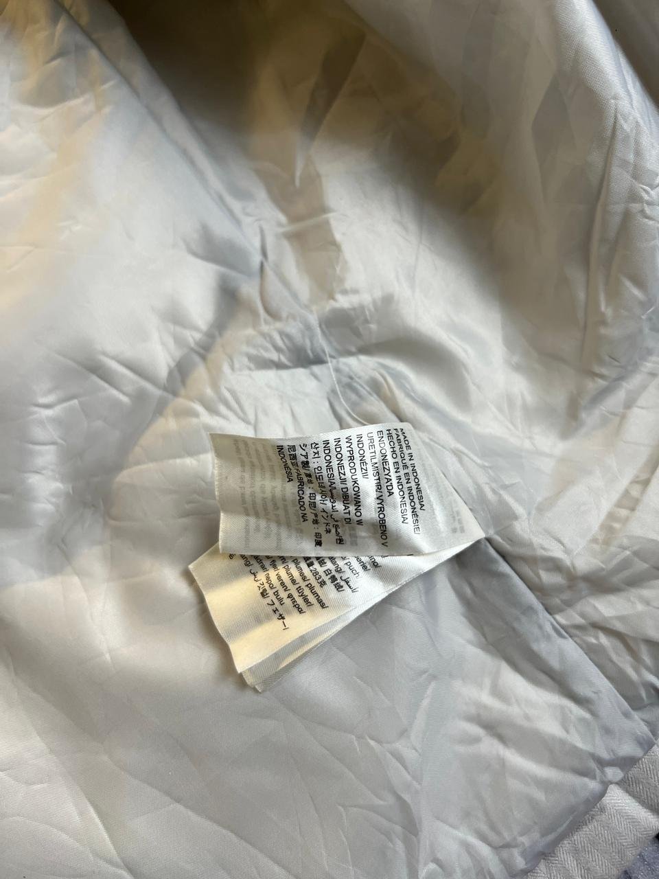 Original CALVIN KLIEN LIGHTWEIGHT BRANDED PUFFER JACKET