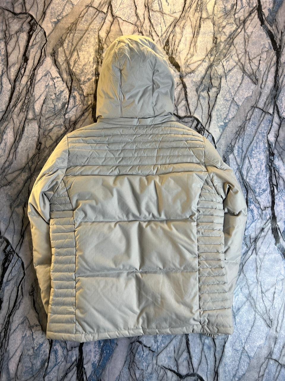 Original CALVIN KLIEN LIGHTWEIGHT BRANDED PUFFER JACKET