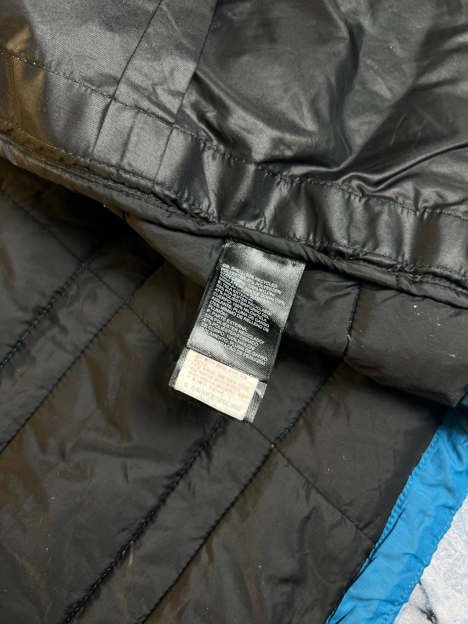 ORIGINAL THE NORTH FACE LIGHTWEIGHT SLEEVELESS BRANDED FEATHER JACKET