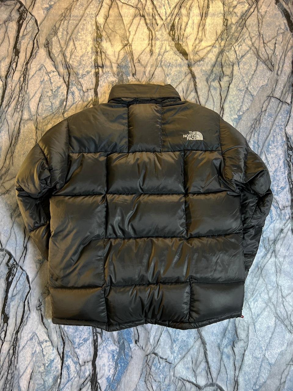ORIGINAL THE NORTHFACE 800 - DEGREE TEMPERATURE LIGHWEIGHT BRANDED PUFFER JACKET