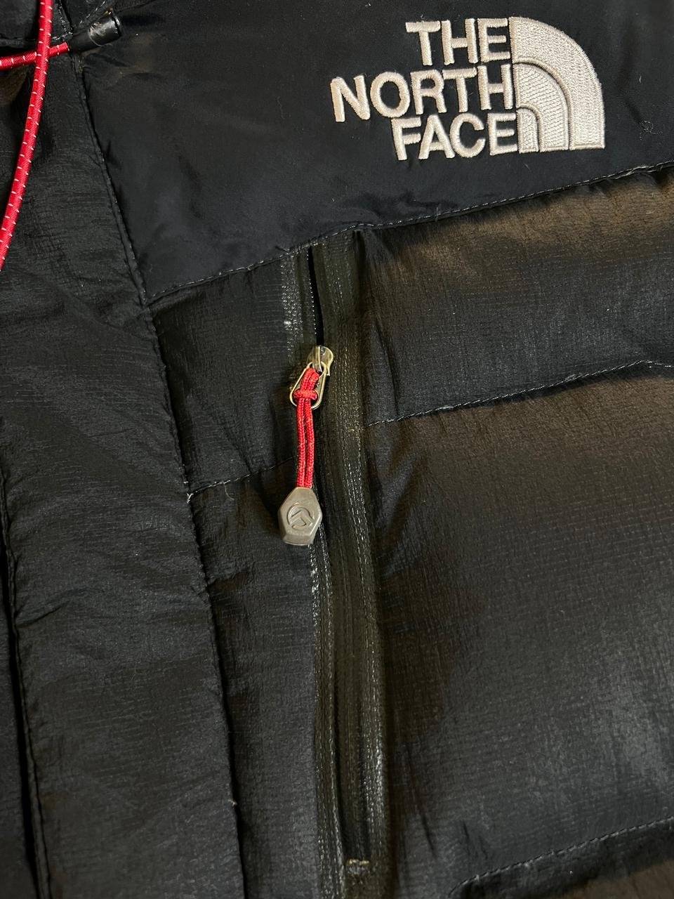 ORIGINAL THE NORTHFACE 800 - DEGREE TEMPERATURE LIGHWEIGHT BRANDED PUFFER JACKET