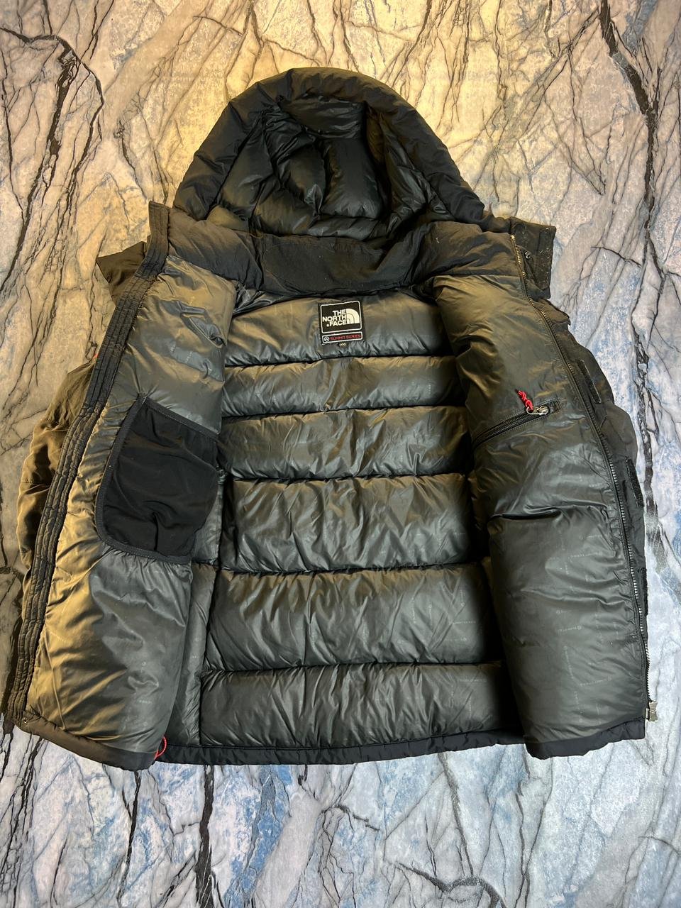 ORIGINAL THE NORTHFACE 800 - DEGREE TEMPERATURE LIGHWEIGHT BRANDED PUFFER JACKET