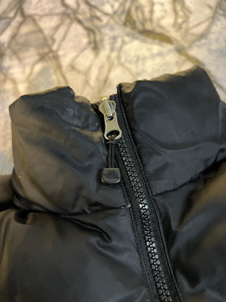 ORIGINAL THE NORTHFACE 800 - DEGREE TEMPERATURE LIGHWEIGHT BRANDED PUFFER JACKET