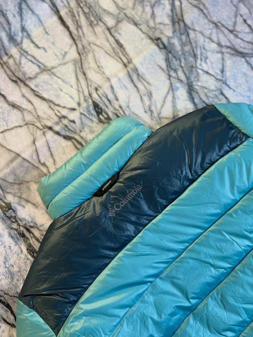 ORIGINAL COLUMBIA BRANDED LIGHTWEIGHT JACKET